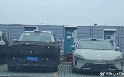 小米增程SUV最新谍照曝光：与SU7同框 设计很霸气 ！
