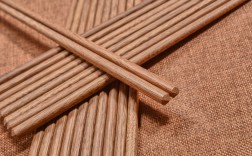 鸡翅木红檀木做筷子哪好（比较鸡翅木和红檀木作为筷子的优点） ！