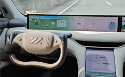 智己汽车高速上自动驾驶 司机放倒后排座椅盖被子睡觉 !