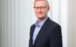 35年老将交棒！捷豹路虎全球CEO宣布年底退休 !