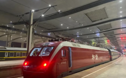 网友称乘客在火车内吸烟 12306：普速列车车厢连接处允许吸烟 ！