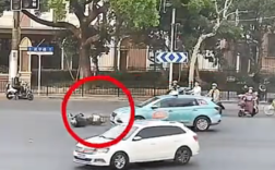 女子骑电动车闯红灯撞车受伤 交警霸气回应：全责 !