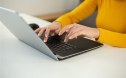 女子辱骂吸烟领导被辞：索赔14万被驳回 !