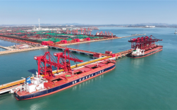 全国首个！40万吨干散货数智码头在青岛投产 !