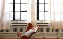 纱窗上喷什么能驱虫？