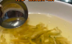女子在杭州吃饭喝到“榨菜汤” ！网友：这汤很好喝的 ！ 