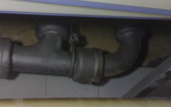 铁水管漏了用什么堵?